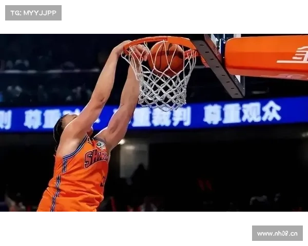 CBA外援故事 _ 上海队新外援小洛夫顿要给中国内线球员上上强度了 CBA外援故事 _ 上海队新外援小洛夫顿要给中国内线球员上上强度了